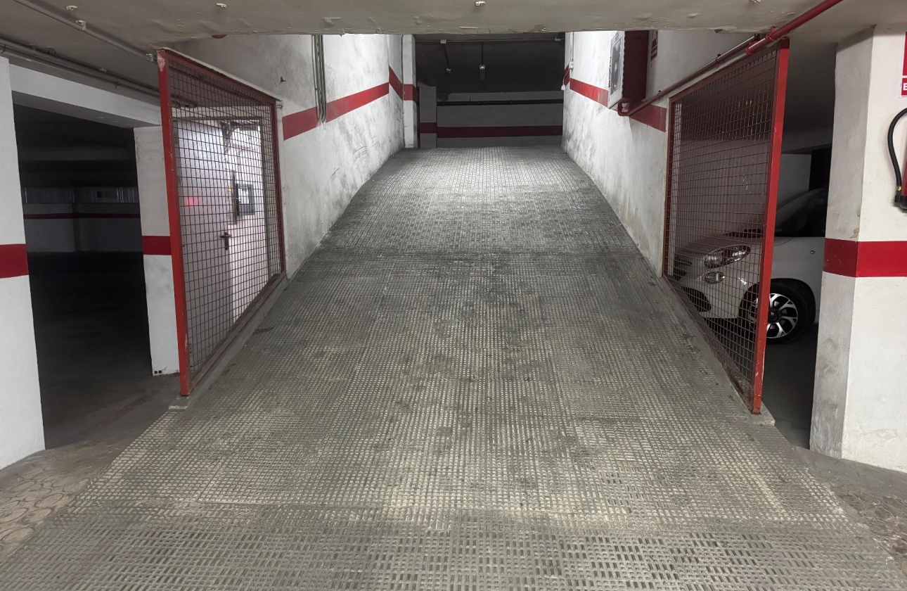 Rynek wtórny - Garaż - Torrevieja - Acequion