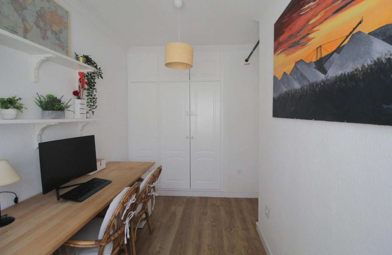 Rynek wtórny - Apartament - Torrevieja - La Veleta