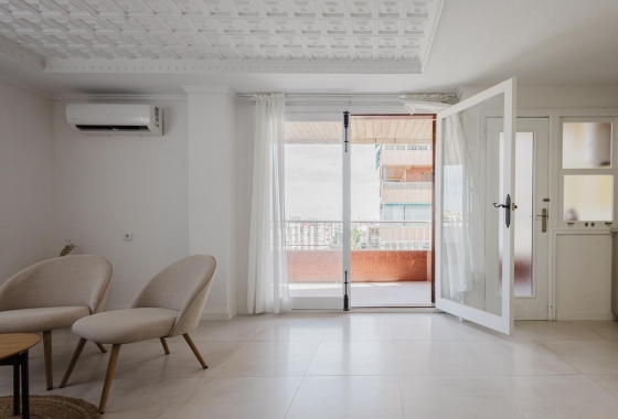Rynek wtórny - Apartament - Torrevieja - Acequion