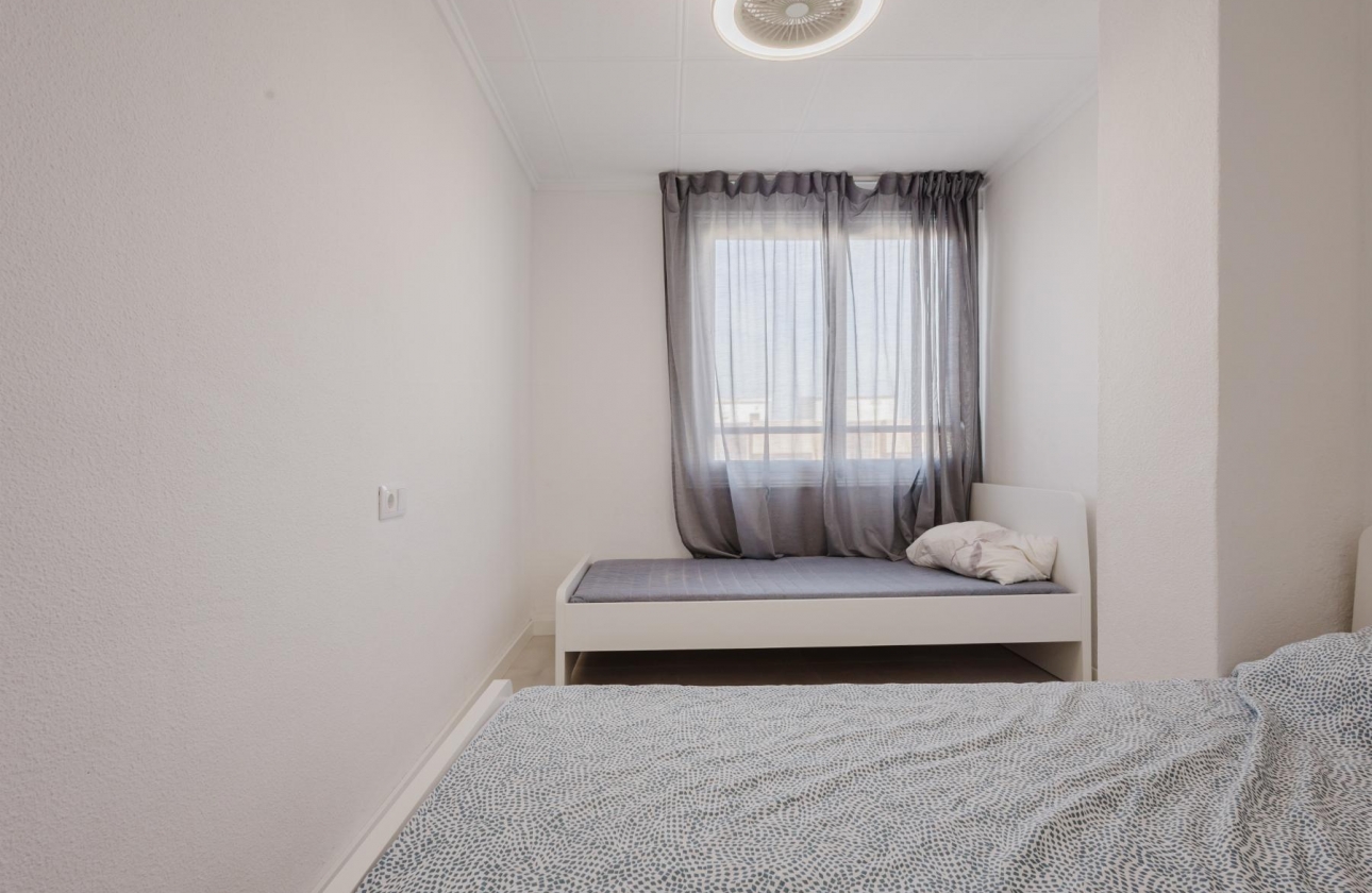 Rynek wtórny - Apartament - Torrevieja - Acequion