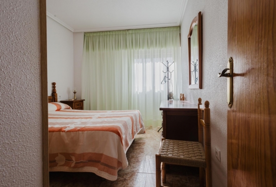 Rynek wtórny - Apartament - Torrevieja - Playa De Los Naufragos