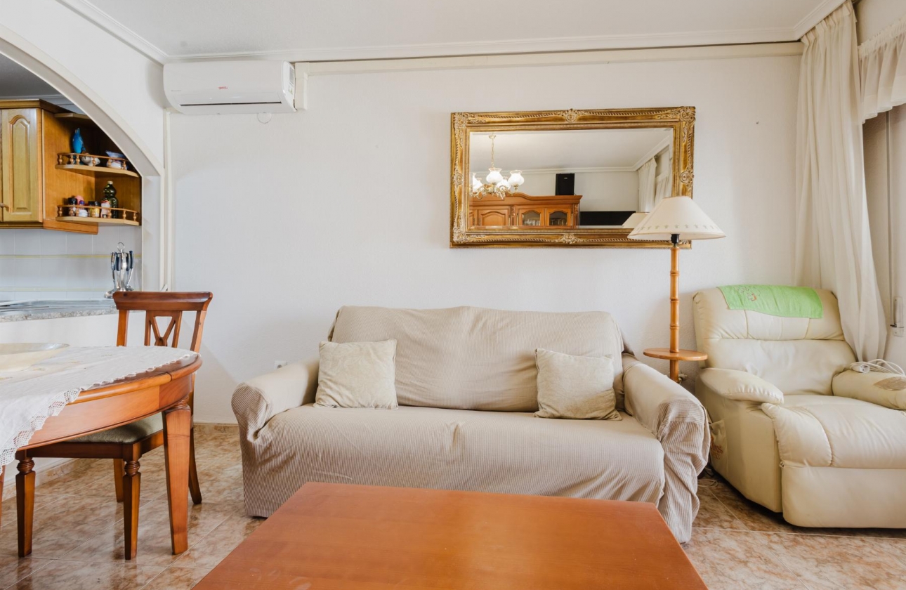 Rynek wtórny - Apartament - Torrevieja - Playa De Los Naufragos