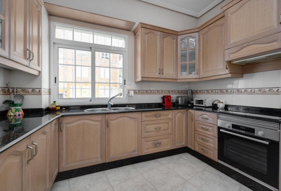 Rynek wtórny - Apartament - Torrevieja - Acequion