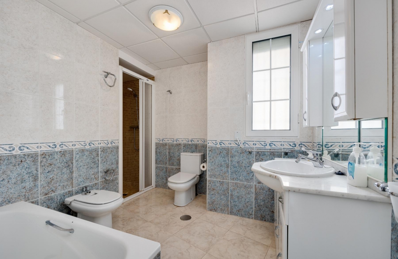 Rynek wtórny - Apartament - Torrevieja - Acequion