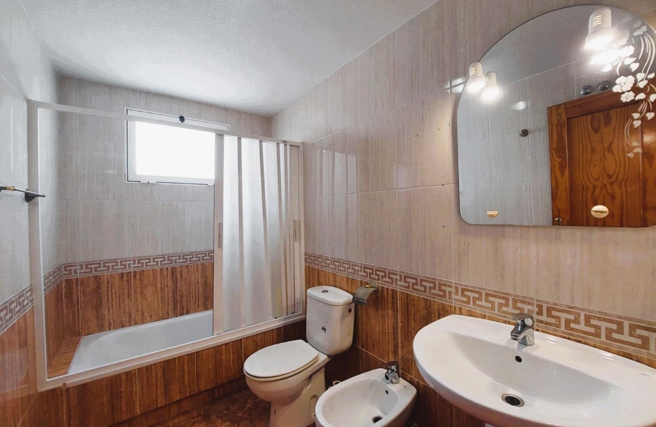 Rynek wtórny - Szeregowiec - Torrevieja - Los Altos