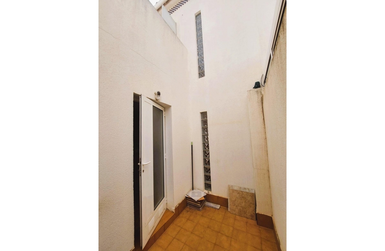 Rynek wtórny - Szeregowiec - Torrevieja - Los Altos