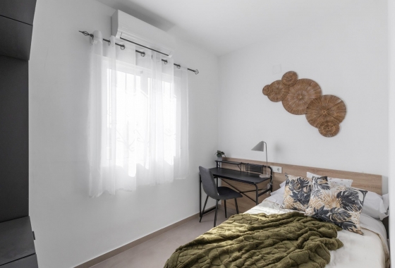 Wynajem długoterminowy - Bungalow - Torrevieja - Zona los Frutales