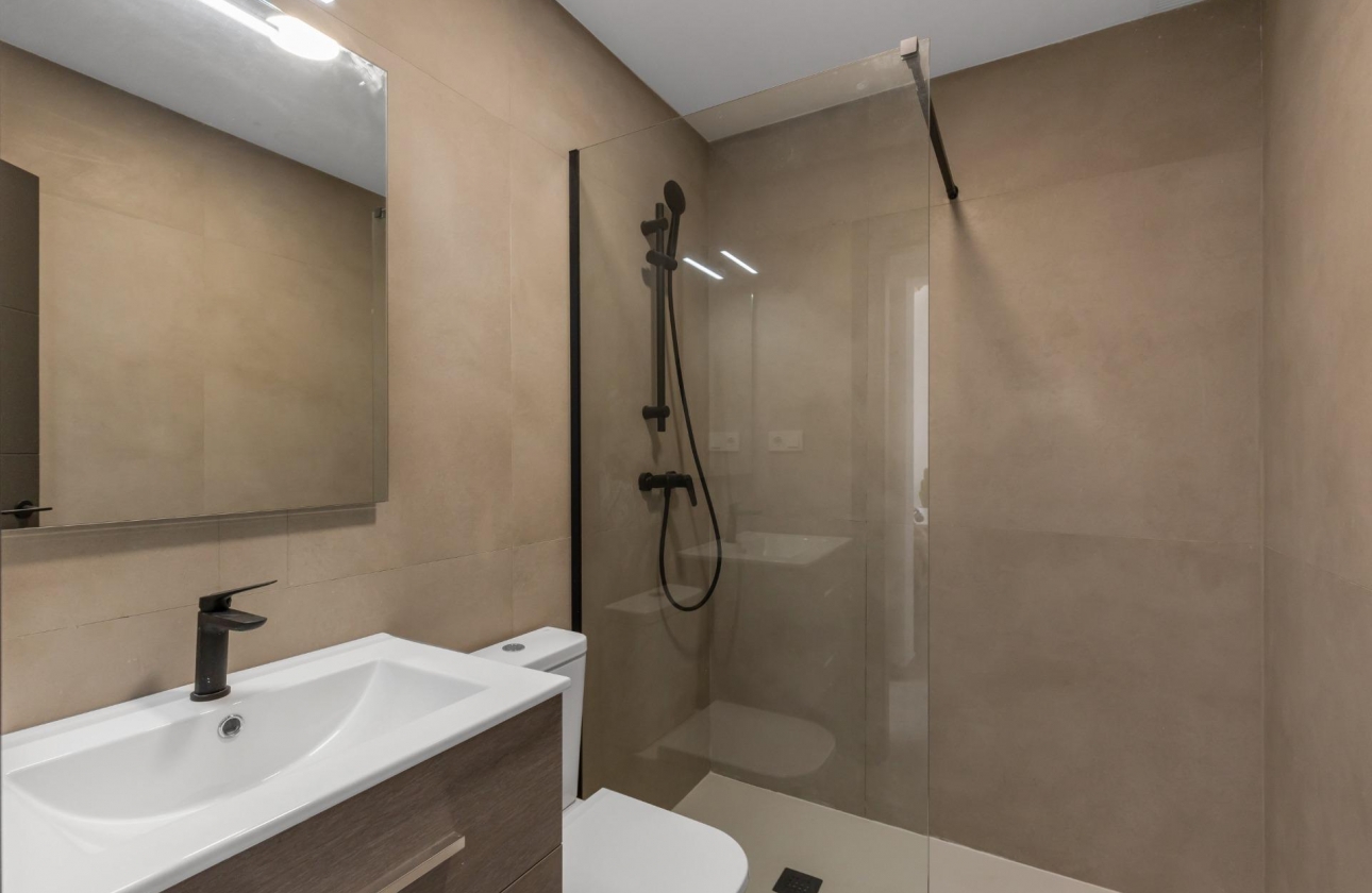 Wynajem długoterminowy - Bungalow - Torrevieja - Zona los Frutales