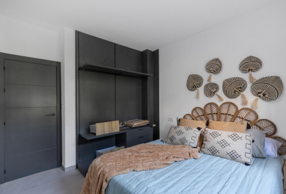 Wynajem długoterminowy - Bungalow - Torrevieja - Zona los Frutales