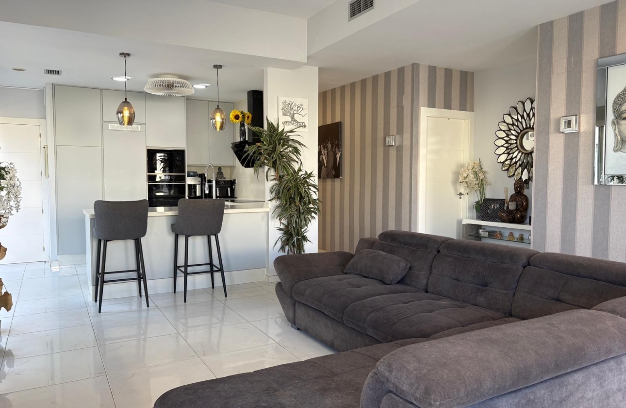 Rynek wtórny - Villa - Orihuela Costa - Villamartín