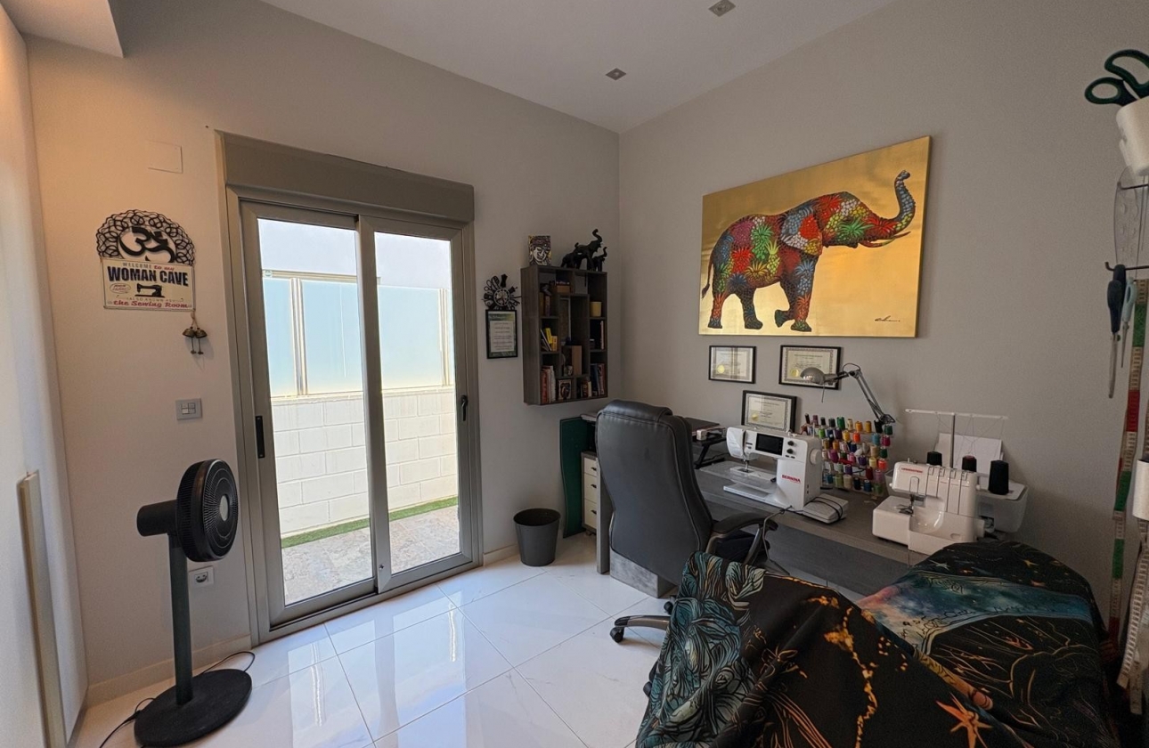 Rynek wtórny - Villa - Orihuela Costa - Villamartín