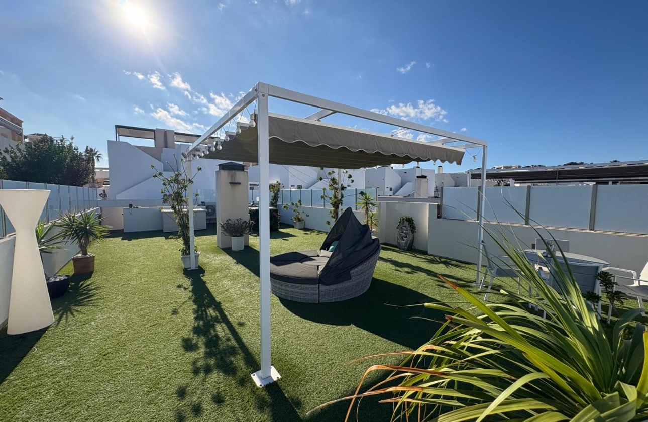 Rynek wtórny - Villa - Orihuela Costa - Villamartín