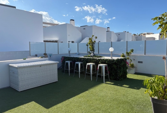 Rynek wtórny - Villa - Orihuela Costa - Villamartín