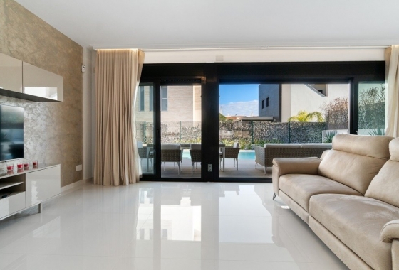 Rynek wtórny - Villa - Orihuela Costa - Aguamarina