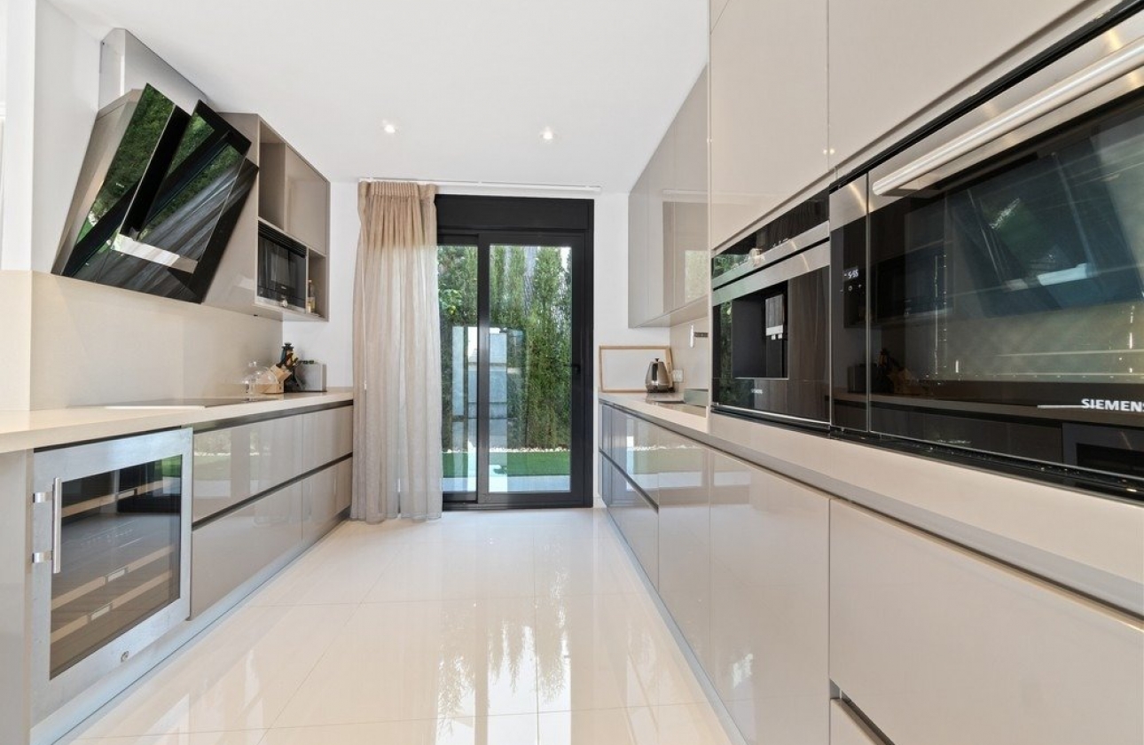 Rynek wtórny - Villa - Orihuela Costa - Aguamarina