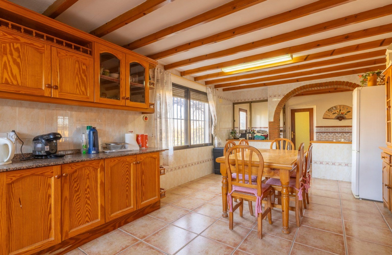 Rynek wtórny - Villa - Los Montesinos