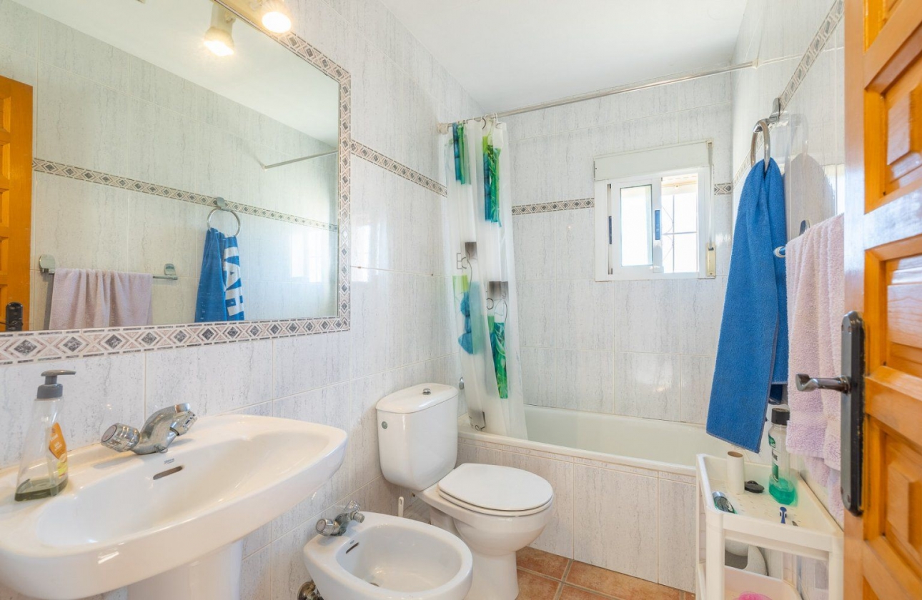 Rynek wtórny - Villa - Los Montesinos