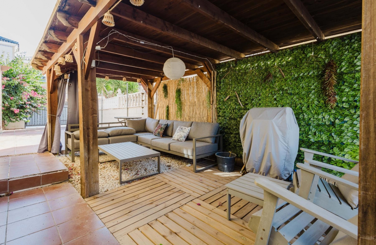 Rynek wtórny - Szeregowiec - Algorfa - LO CRISPIN