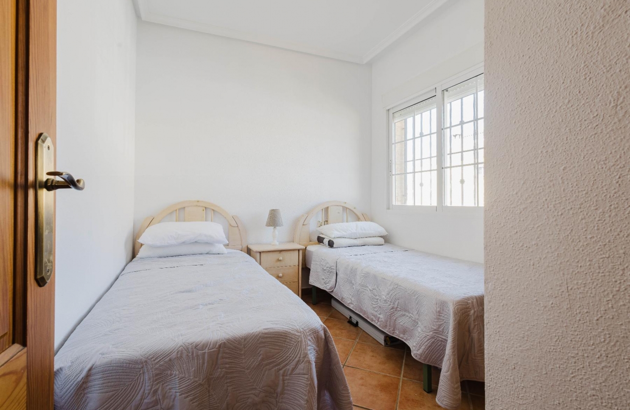 Rynek wtórny - Szeregowiec - Algorfa - LO CRISPIN