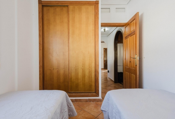 Rynek wtórny - Szeregowiec - Algorfa - LO CRISPIN