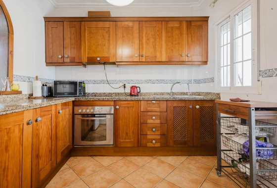 Rynek wtórny - Szeregowiec - Algorfa - LO CRISPIN