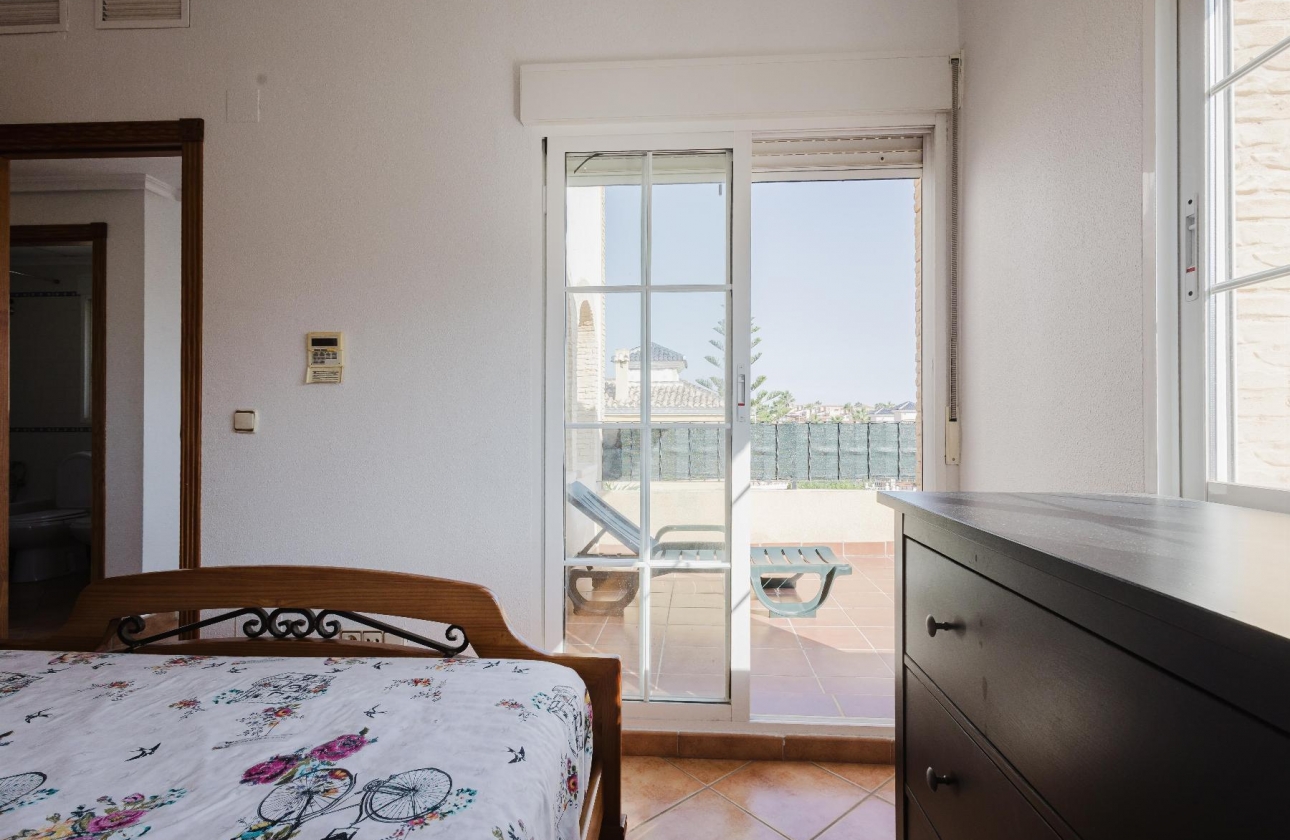 Rynek wtórny - Szeregowiec - Algorfa - LO CRISPIN