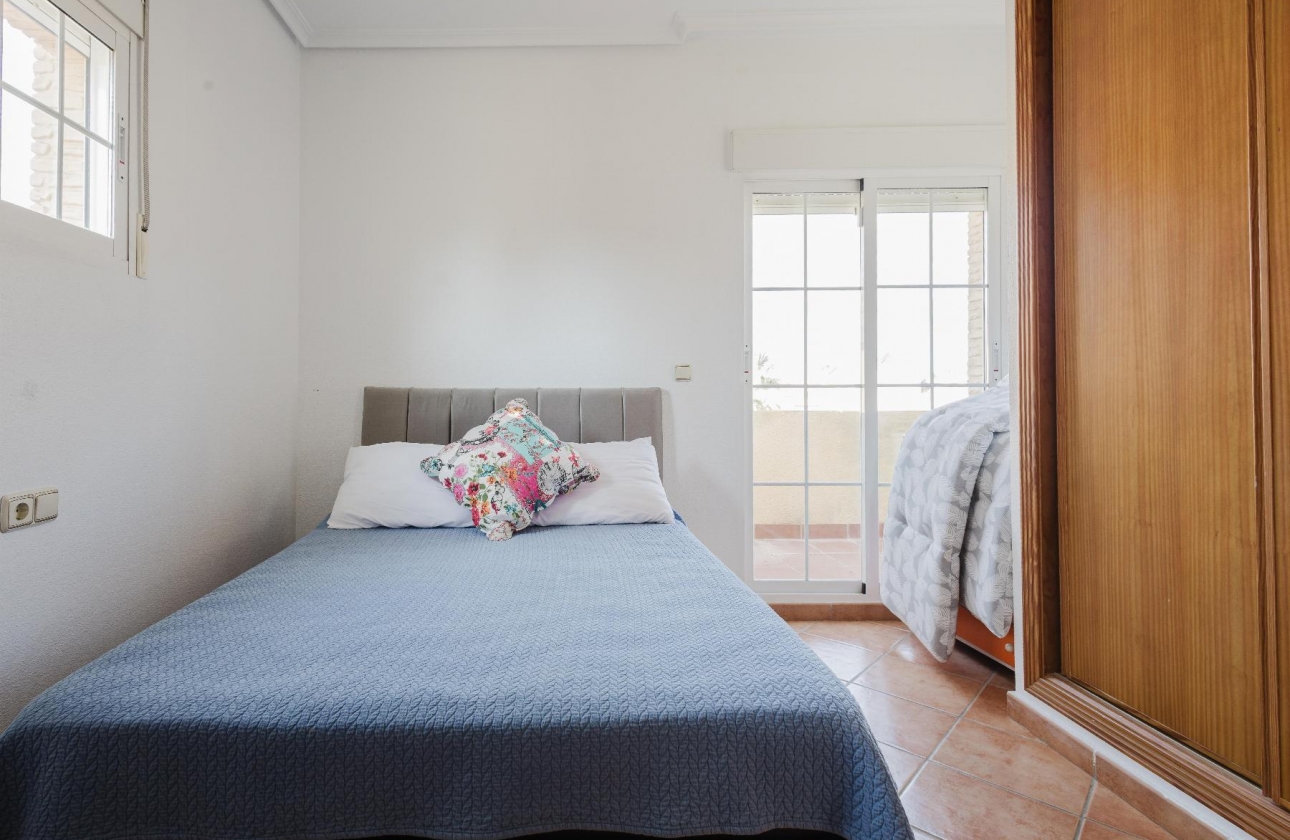 Rynek wtórny - Szeregowiec - Algorfa - LO CRISPIN