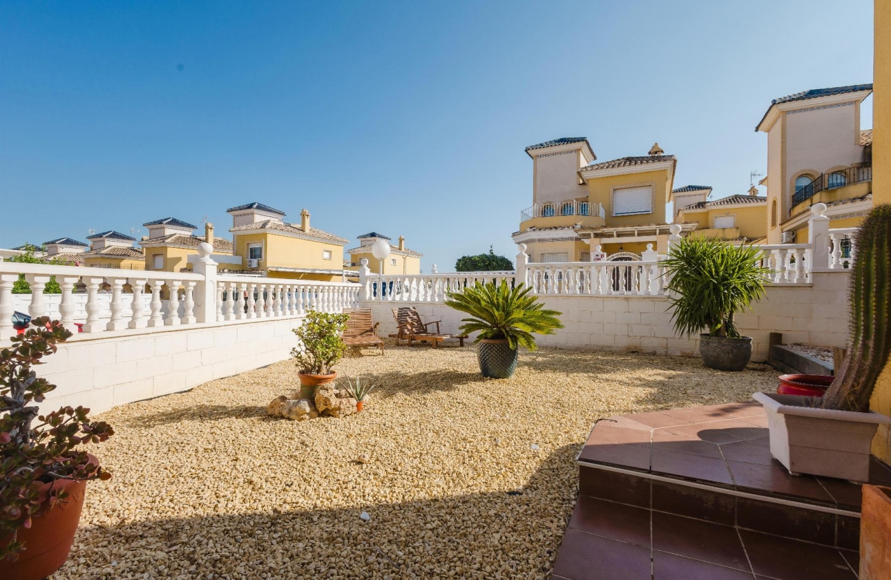 Rynek wtórny - Szeregowiec - Algorfa - LO CRISPIN