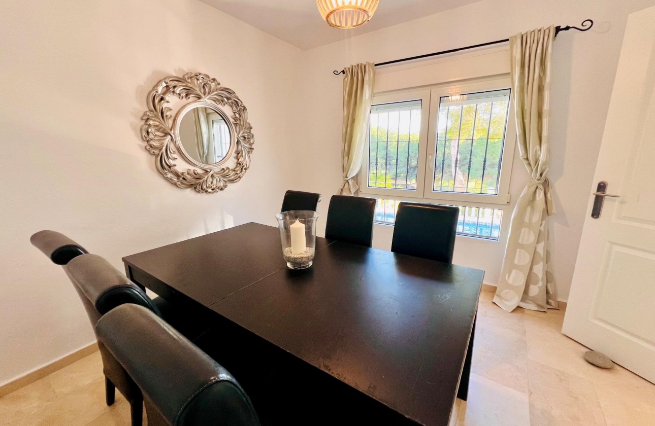 Resale - Villa - Orihuela Costa - Lomas de Campoamor-Las Ramblas