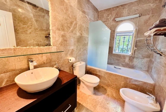 Resale - Villa - Orihuela Costa - Lomas de Campoamor-Las Ramblas