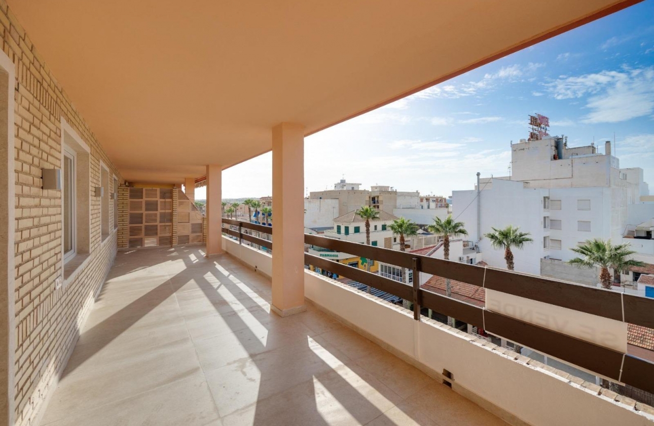 Rynek wtórny - Apartament - Torrevieja - Playa De Los Naufragos