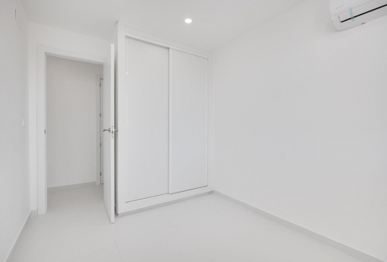 Rynek wtórny - Apartament - Torrevieja - Playa De Los Naufragos