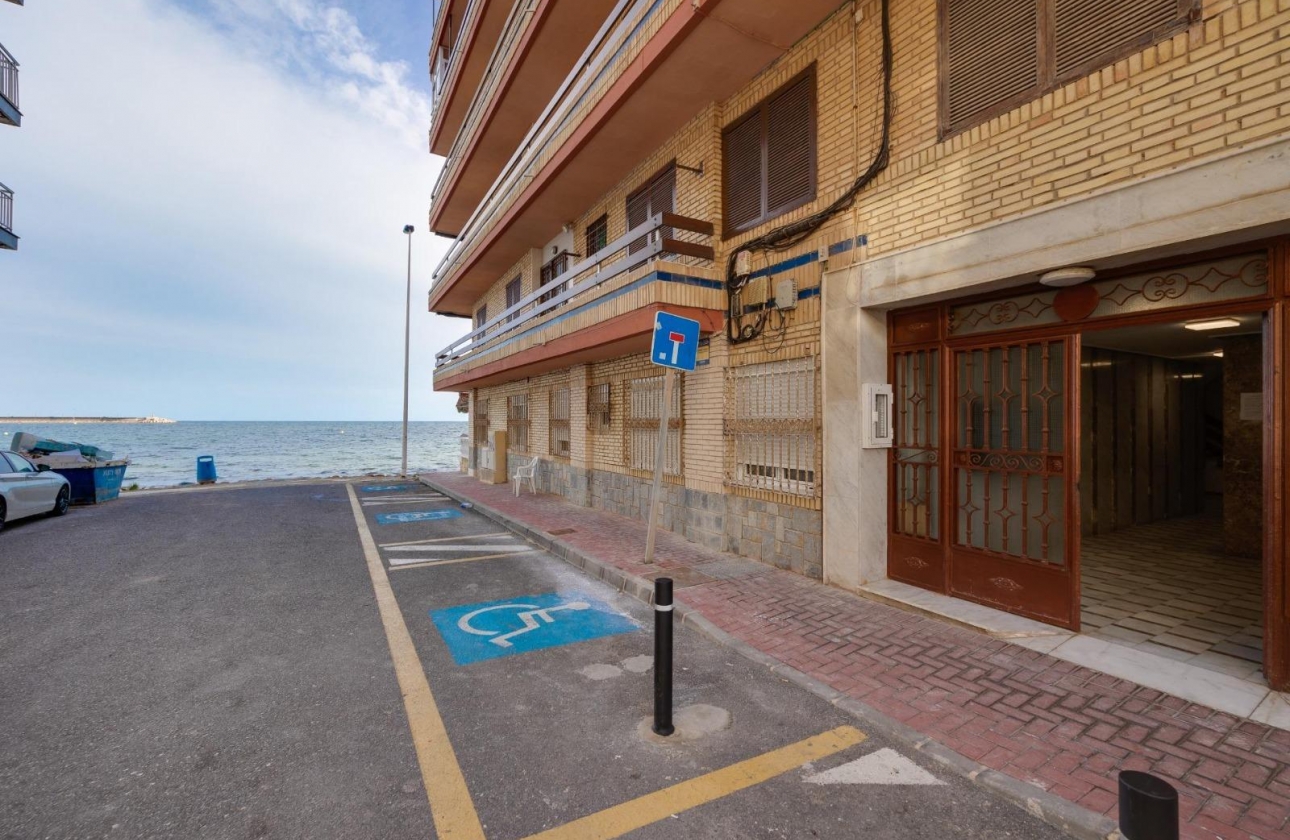 Rynek wtórny - Apartament - Torrevieja - Playa De Los Naufragos