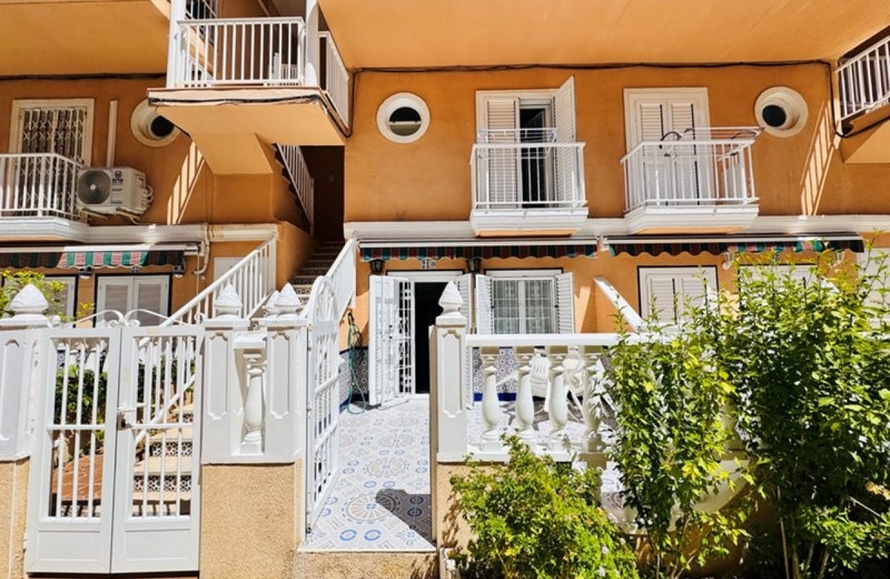 Rynek wtórny - Szeregowiec - Torrevieja - Puerto Romano