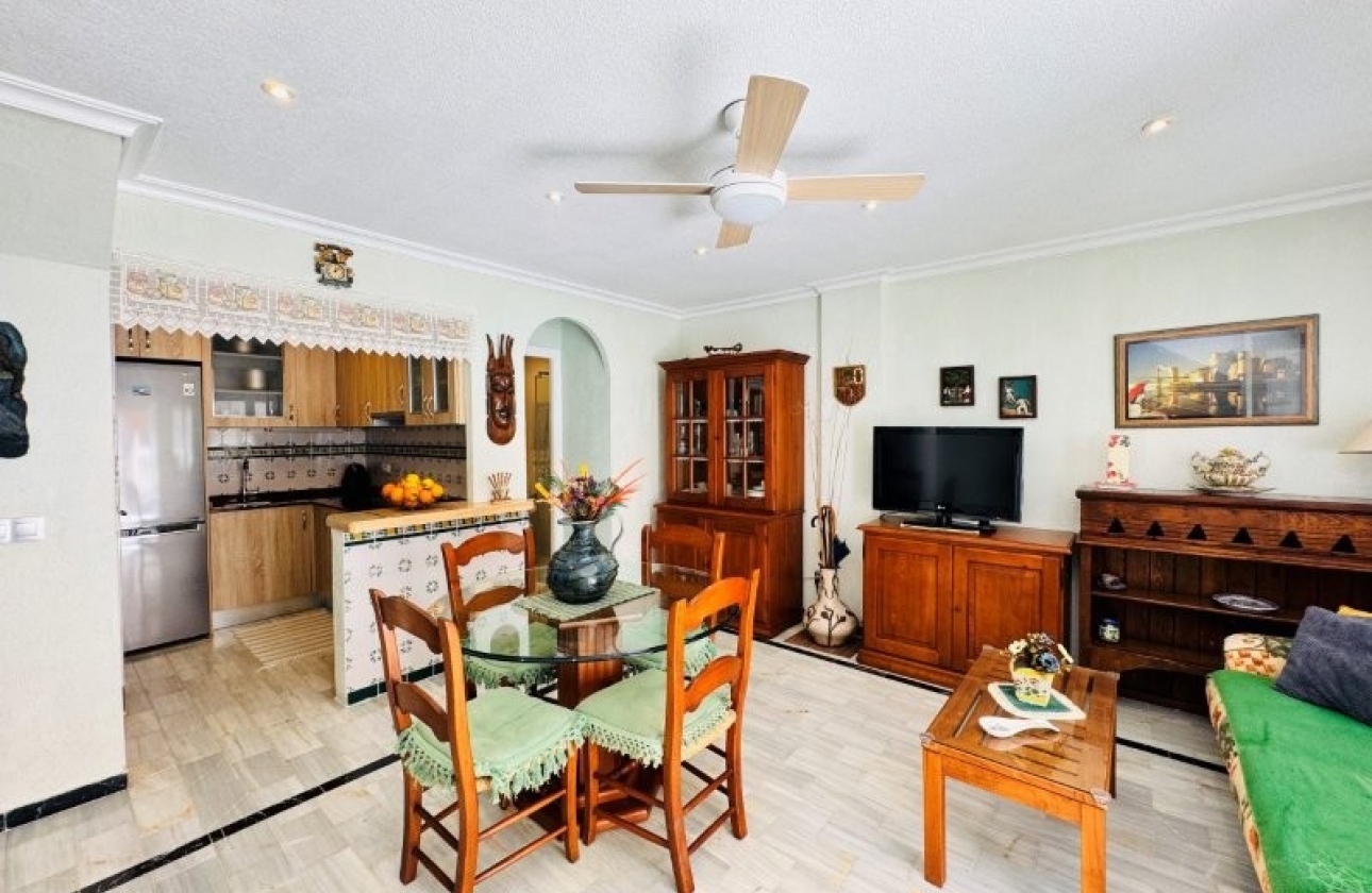 Rynek wtórny - Szeregowiec - Torrevieja - Puerto Romano