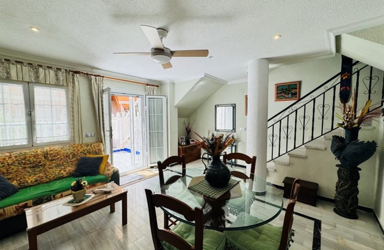 Rynek wtórny - Szeregowiec - Torrevieja - Puerto Romano