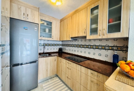 Rynek wtórny - Szeregowiec - Torrevieja - Puerto Romano