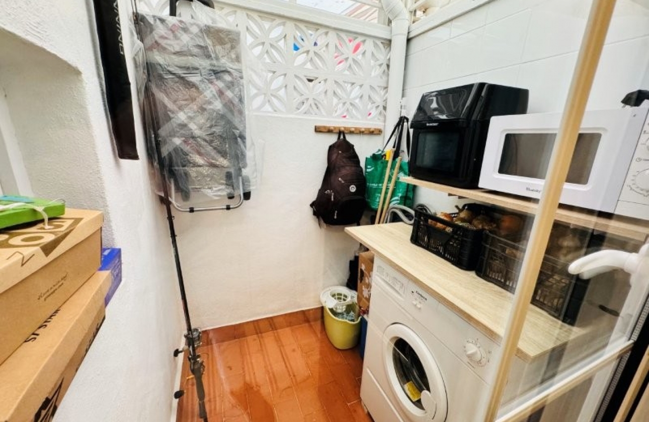 Rynek wtórny - Szeregowiec - Torrevieja - Puerto Romano