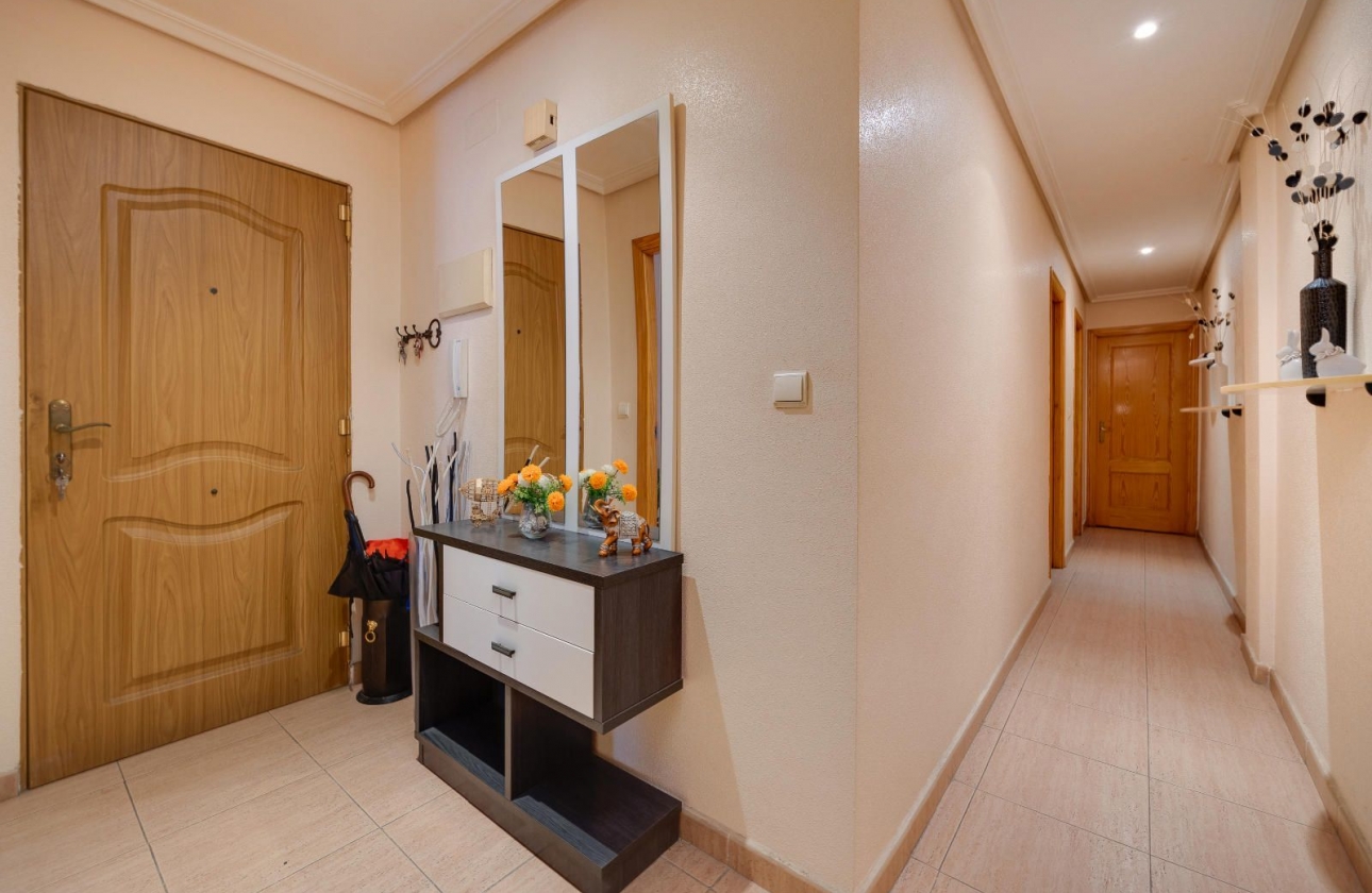 Rynek wtórny - Apartament - Torrevieja - Centro