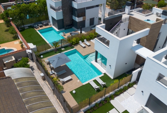 Rynek wtórny - Villa - Torrevieja - Torreta Florida