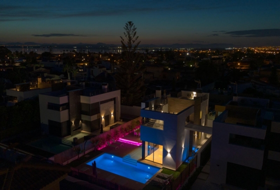 Rynek wtórny - Villa - Torrevieja - Torreta Florida