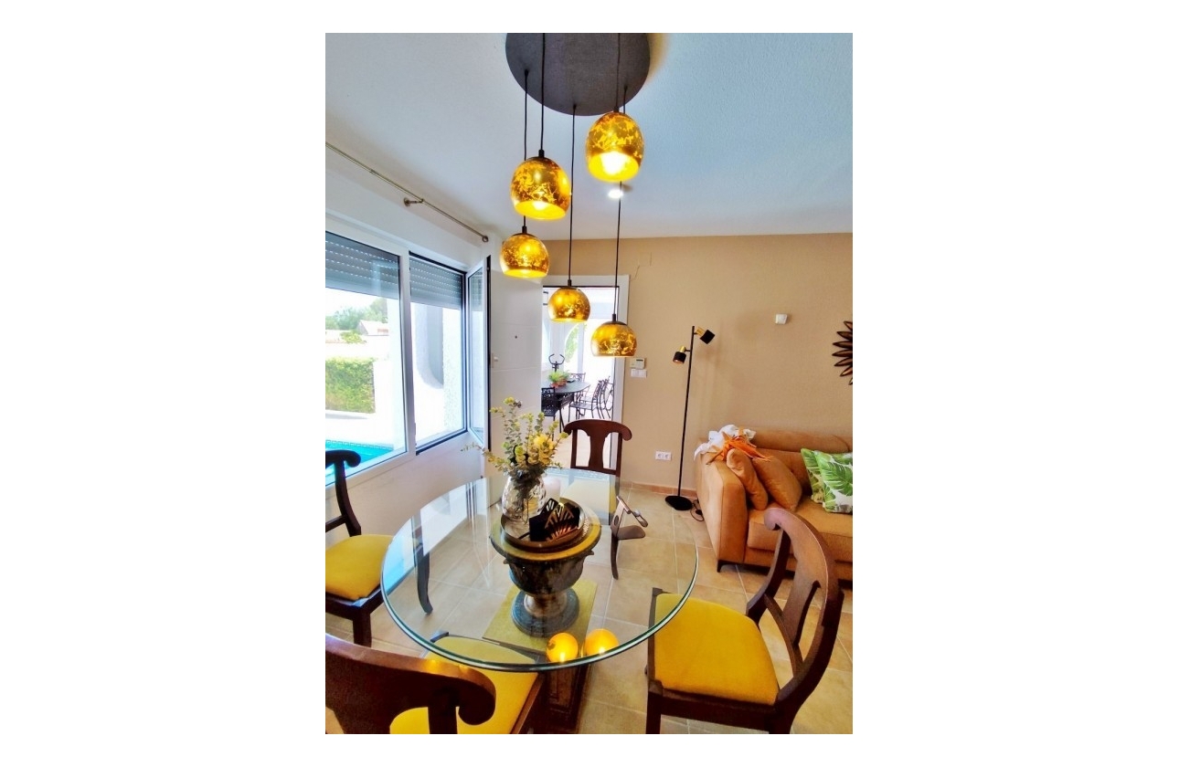 Reventa - Villa - San Miguel de Salinas