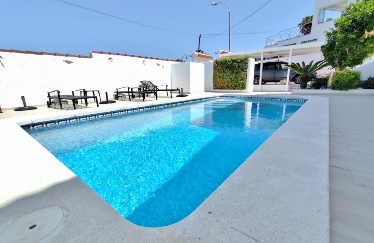 Reventa - Villa - San Miguel de Salinas