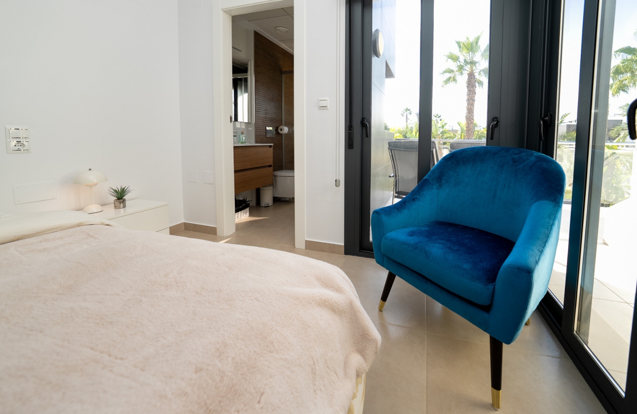 Rynek wtórny - Szeregowiec - Los Dolses