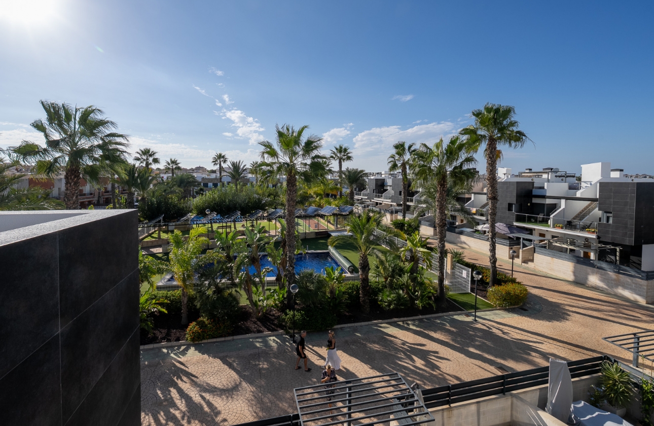 Rynek wtórny - Szeregowiec - Los Dolses