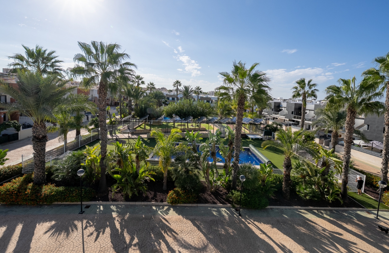 Rynek wtórny - Szeregowiec - Los Dolses