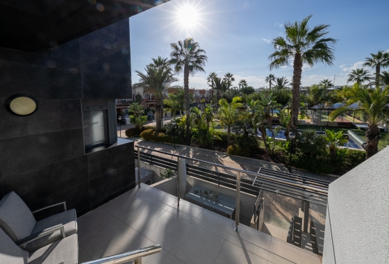 Rynek wtórny - Szeregowiec - Los Dolses