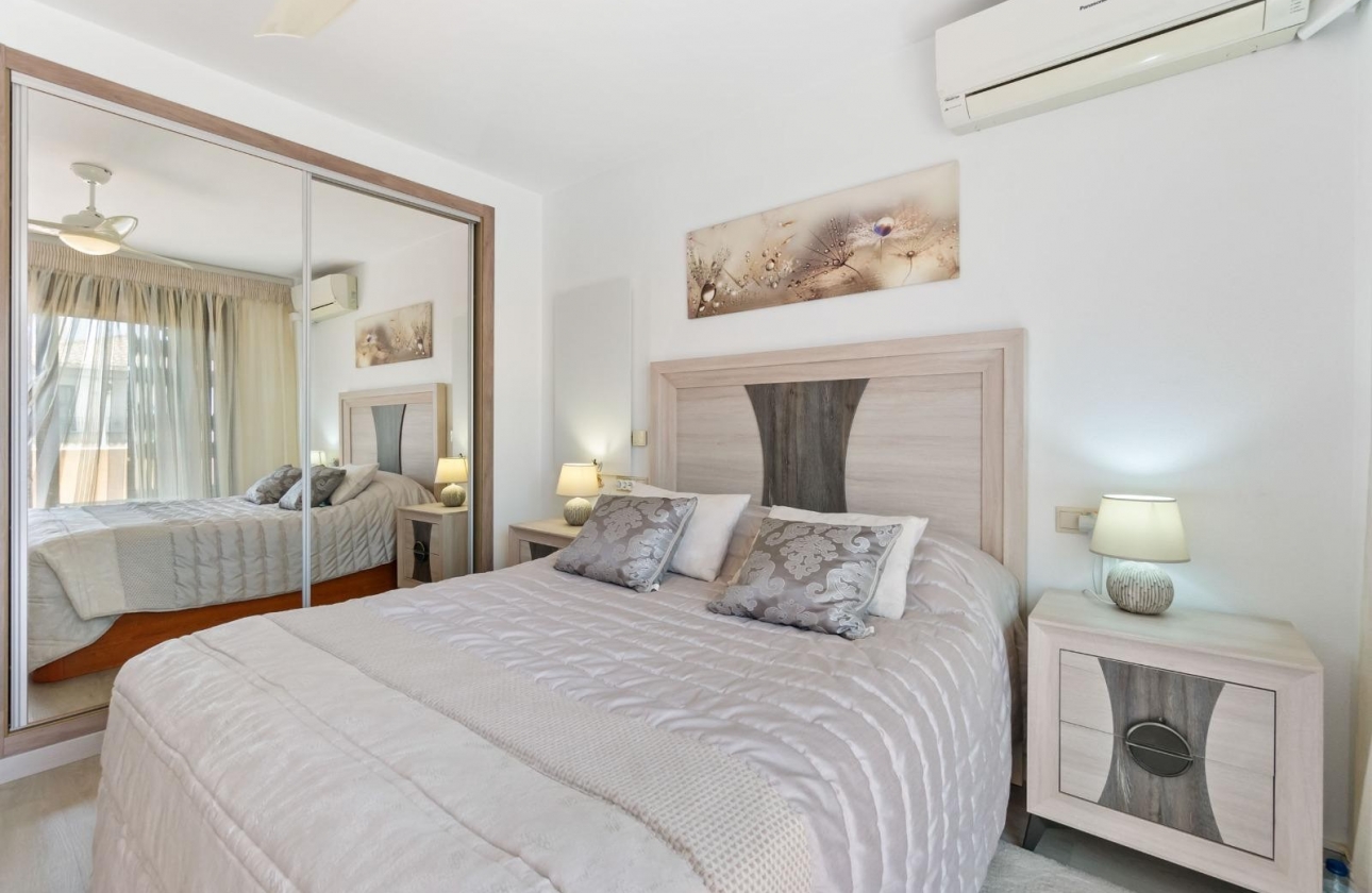 Rynek wtórny - Szeregowiec - Torrevieja - Aguas Nuevas