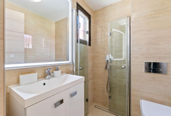 Rynek wtórny - Szeregowiec - Torrevieja - Aguas Nuevas