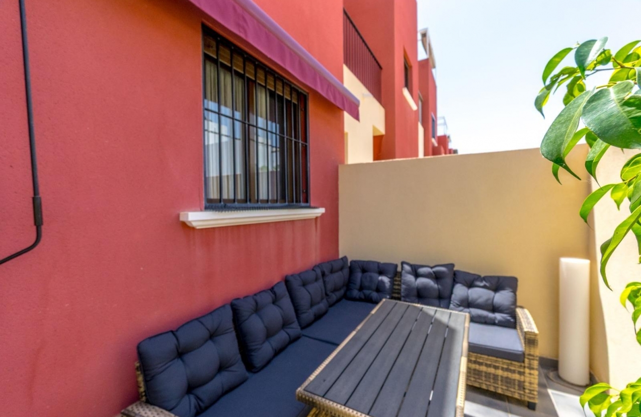 Rynek wtórny - Szeregowiec - Torrevieja - Aguas Nuevas